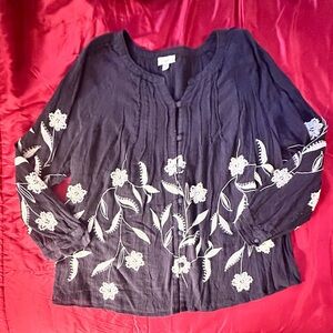 J. Jill Navy Blouse with Floral Sleeves & embroidered bodice front 2X